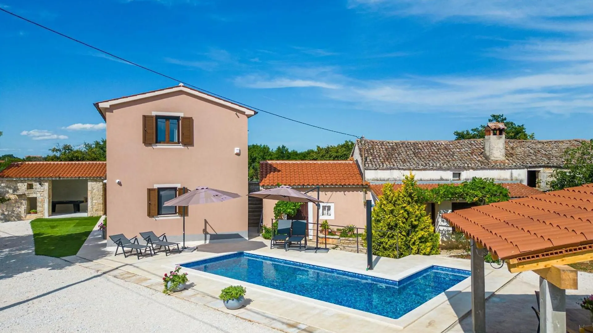 Holiday home Ferienhaus Balarini Mednjan